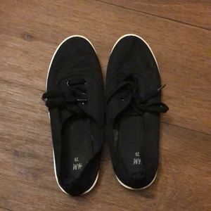 Simple flat black shoes